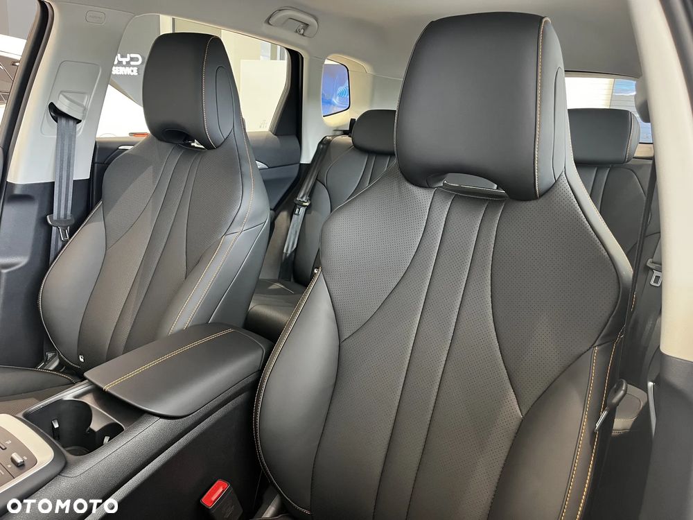 BYD Sealion 5 - 16