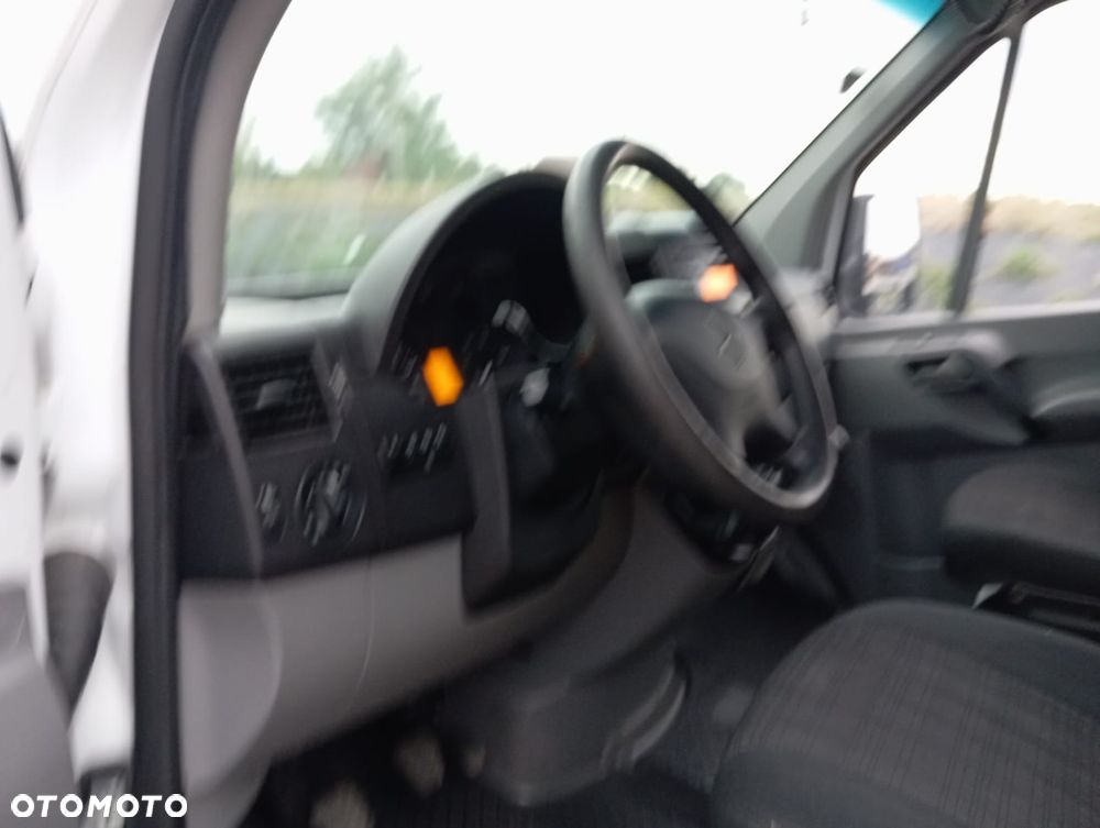 Mercedes-Benz Sprinter - 10