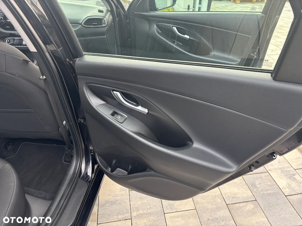 Hyundai i30 1.6 CRDI DCT Prime - 28