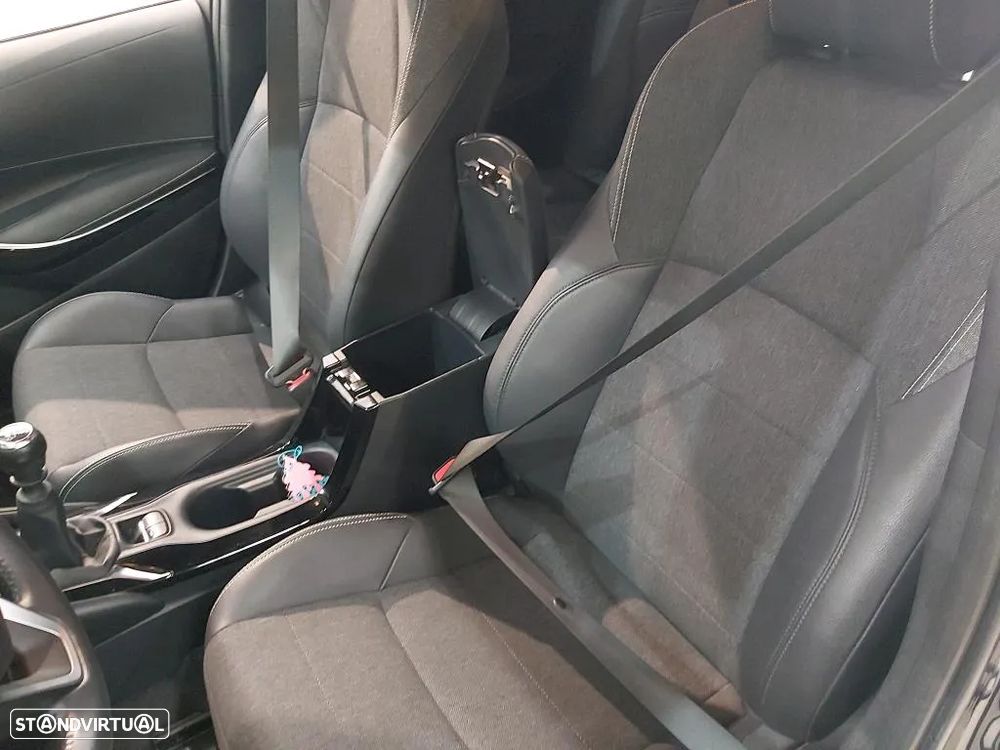 Toyota Corolla 1.2T Comfort+P.Sport - 5