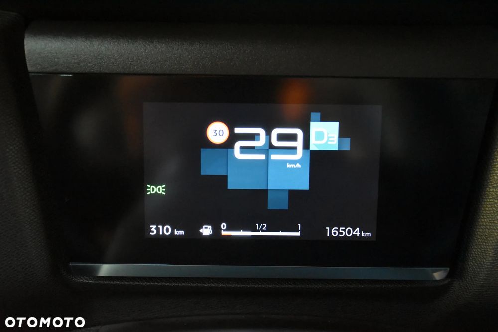 Citroën C4 BlueHDi 130 Stop&Start EAT8 FEEL PACK - 36