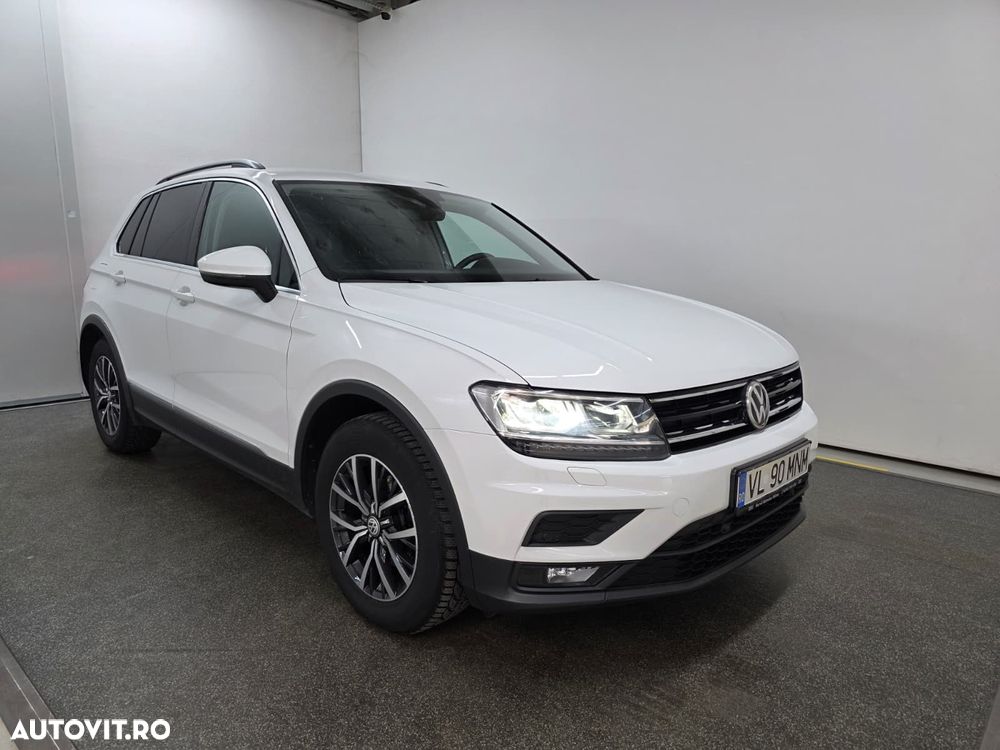 Volkswagen Tiguan - 2