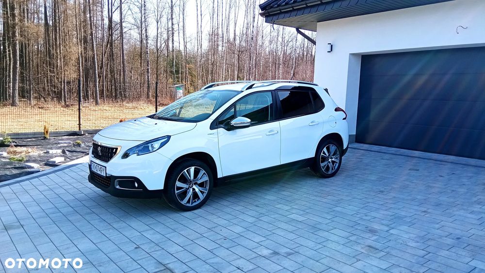 Peugeot 2008 1.2 Pure Tech Style - 2
