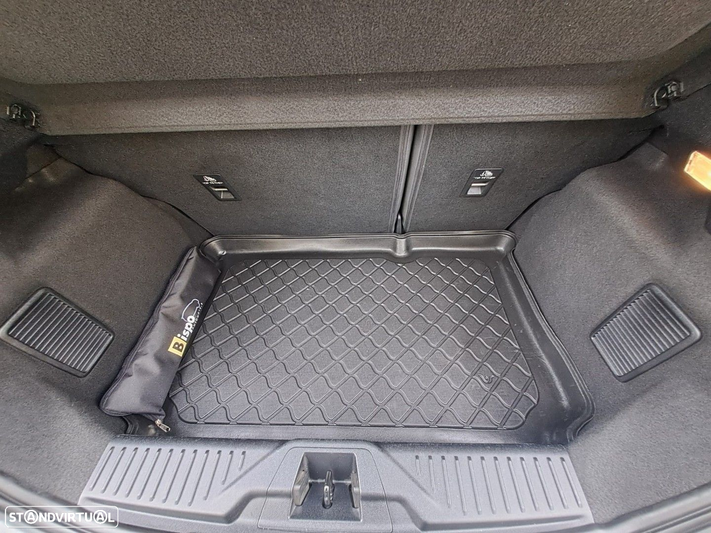 Ford Fiesta 1.0 EcoBoost Connected - 14