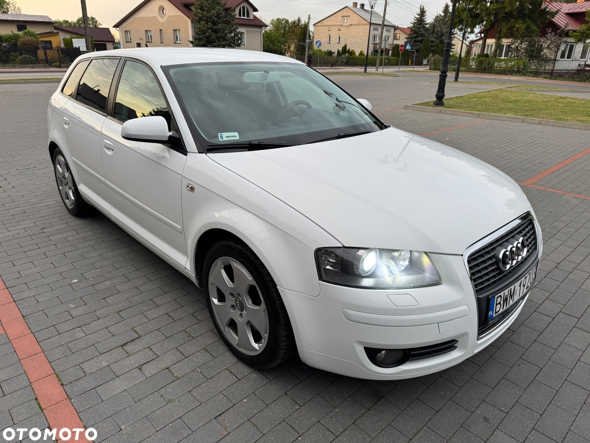 Audi A3 2.0 TDI Sportback DPF Ambiente - 3