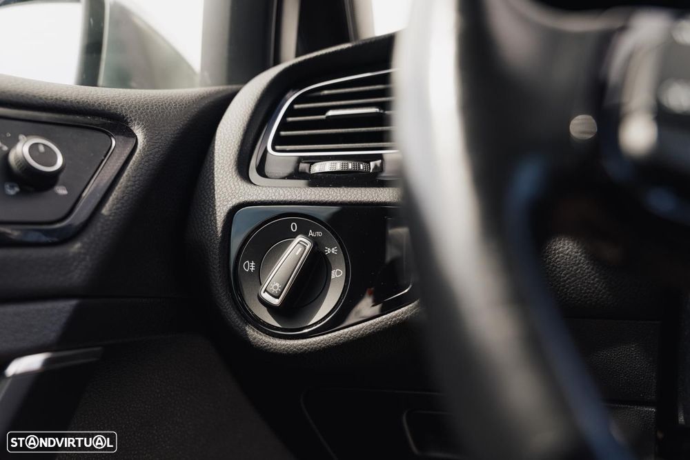 VW Golf 2.0 TSI R DSG - 26