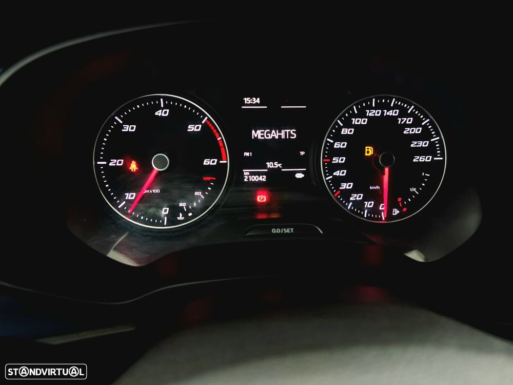 SEAT Leon ST 2.0 TDI S&S CONNECT - 20