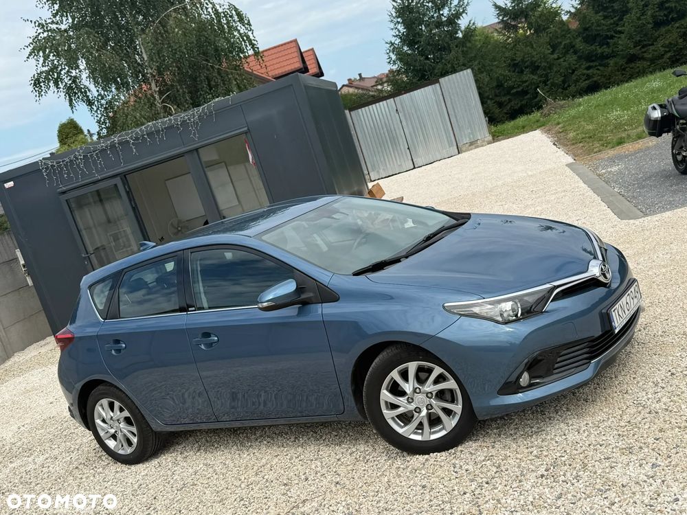 Toyota Auris 1.2 T Dynamic - 4