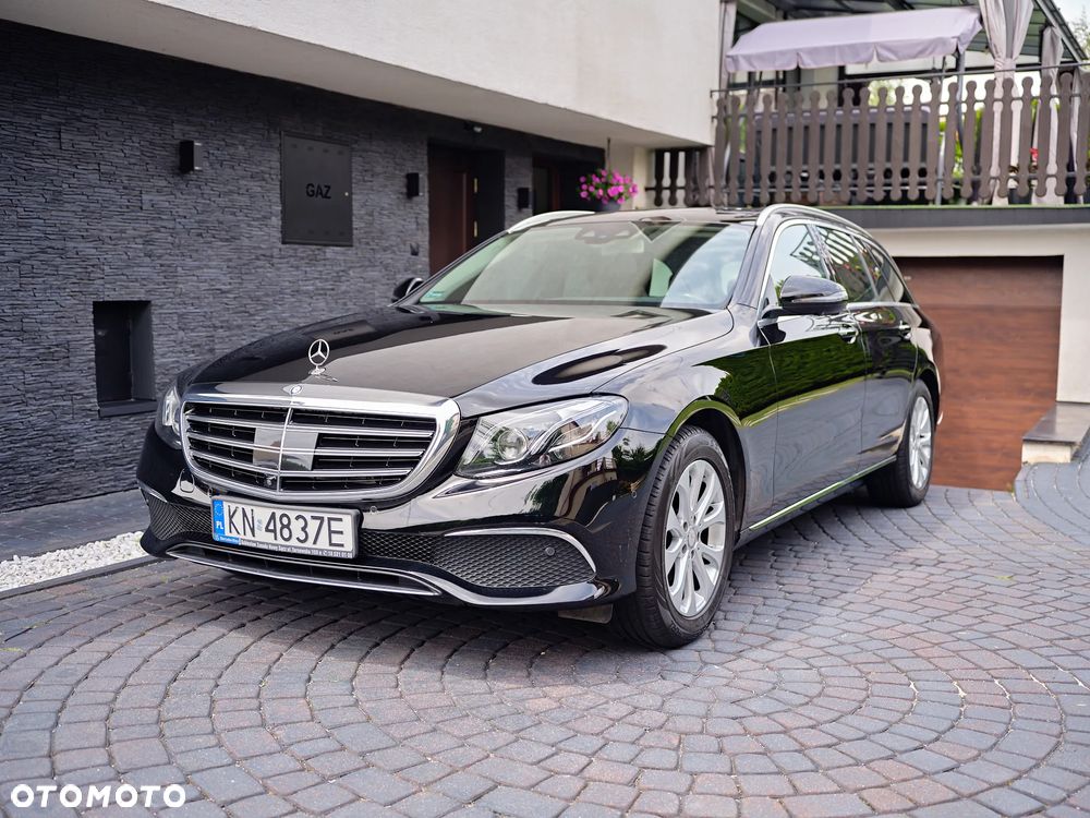 Mercedes-Benz Klasa E 220 d 9G-TRONIC - 2