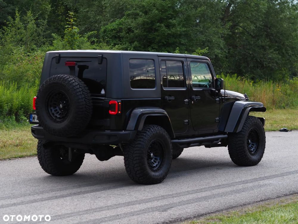 Jeep Wrangler Unlimited 3.8 Automatik Sahara - 8