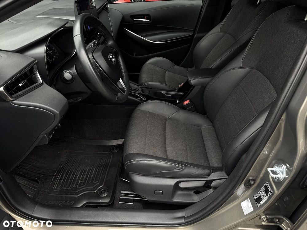 Toyota Corolla 1.8 Hybrid Style - 12