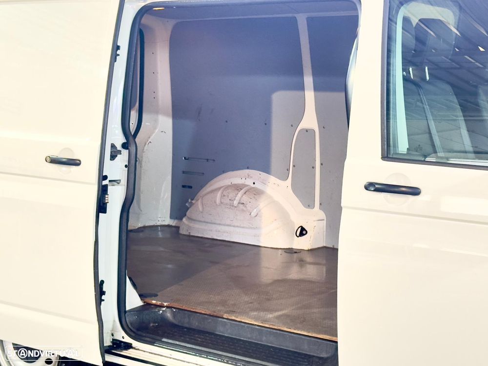 VW TRANSPORTER 2.0 TDI 3L - 10