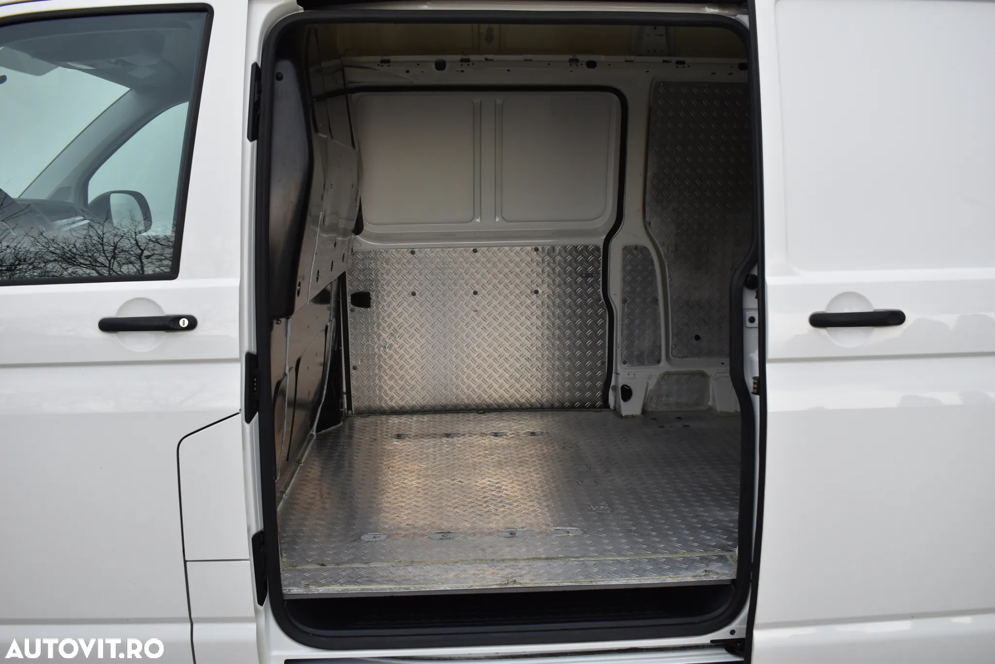 Volkswagen Transporter T6 Lang - 7