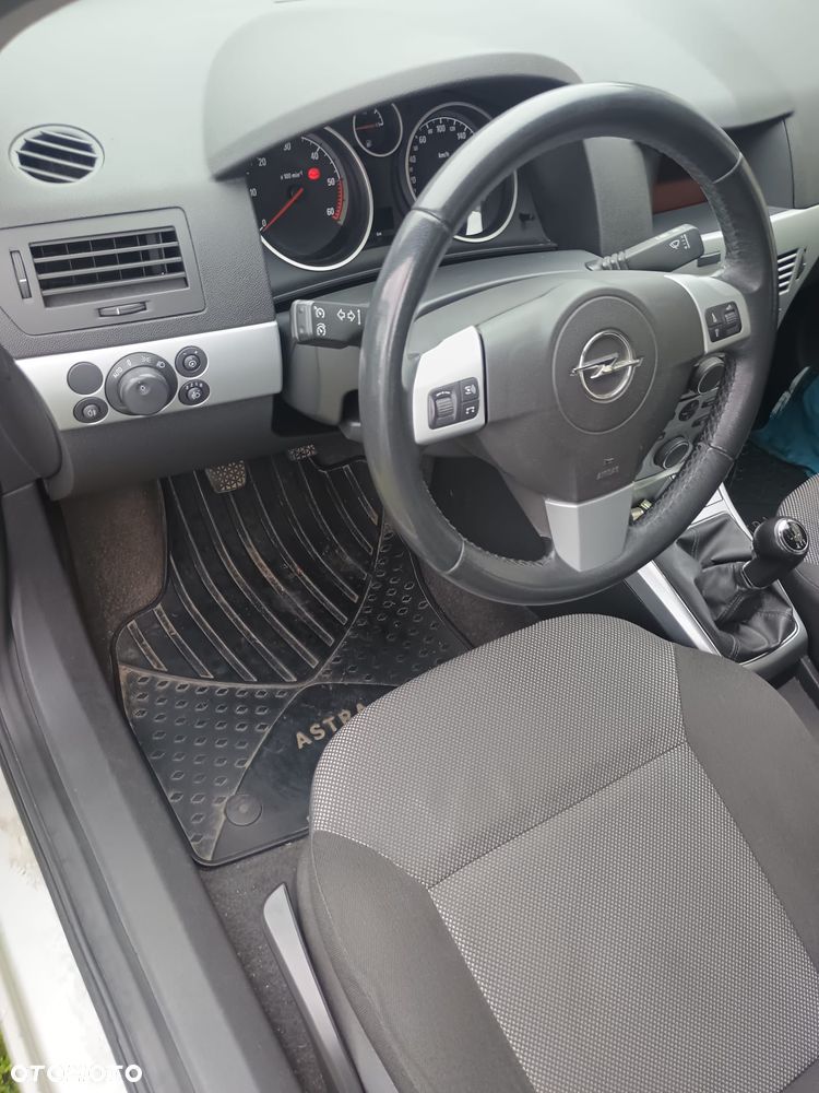 Opel Astra 1.7 CDTI - 6
