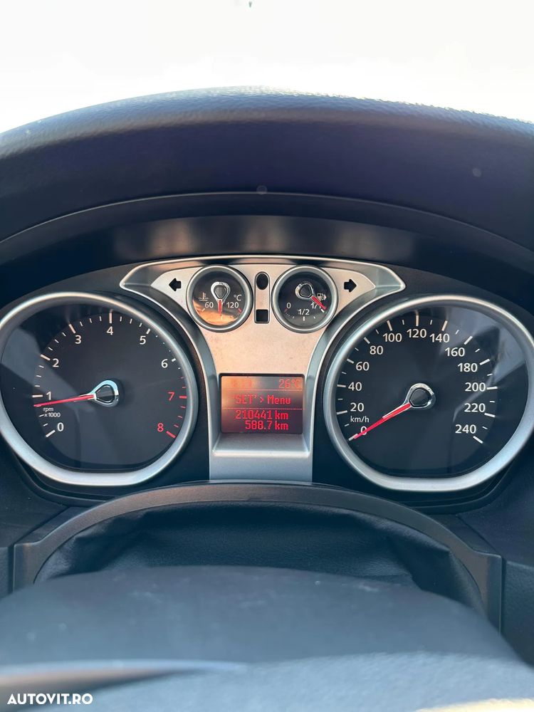 Ford Focus - 5