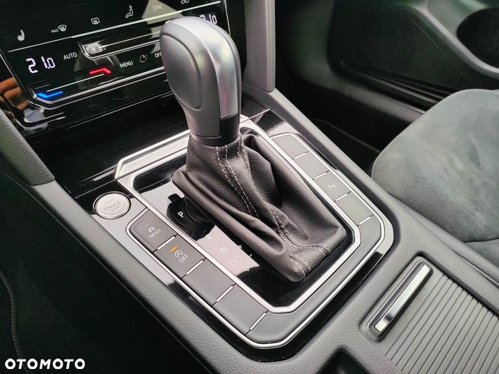 Volkswagen Arteon 2.0 TSI R-Line DSG - 27