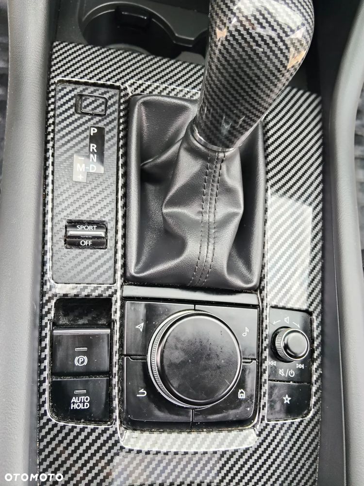 Mazda 3 e-SKYACTIV-X 186 M HYBRID TAKUMI - 30