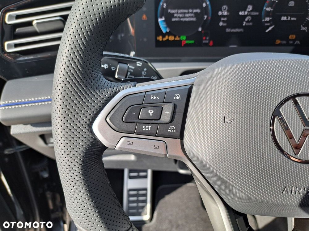 Volkswagen Tiguan 1.5 eTSI R-Line Plus DSG - 22