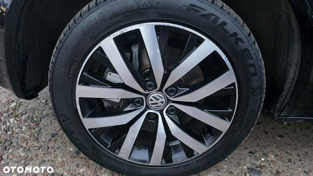 Volkswagen Multivan - 8