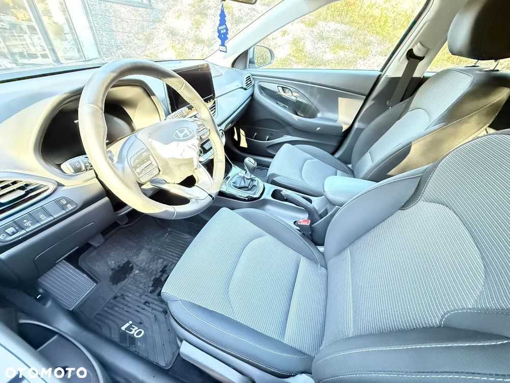 Hyundai i30 1.5 DPI Pure - 9