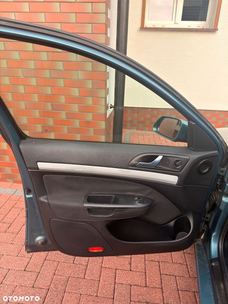 Skoda Octavia 1.6 Active - 12