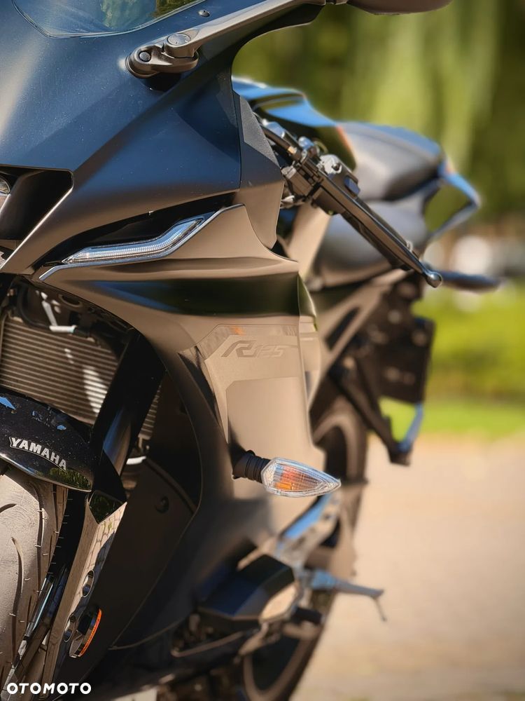 Yamaha YZF - 7