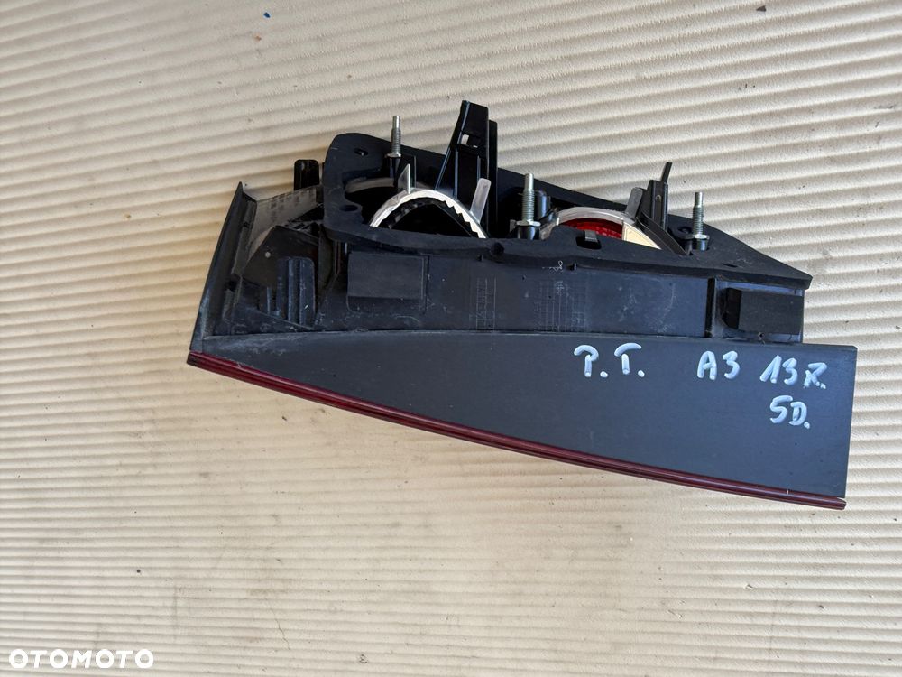 Lampa tylna prawa  Audi A3 S3 8V4945094 - 4