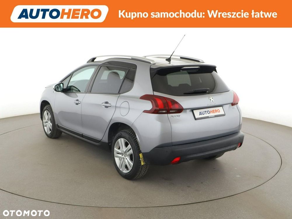 Peugeot 2008 1.2 Pure Tech Style S&S - 5