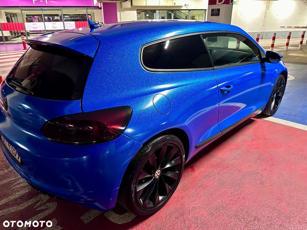 Volkswagen Scirocco 2.0 TDI DSG - 7
