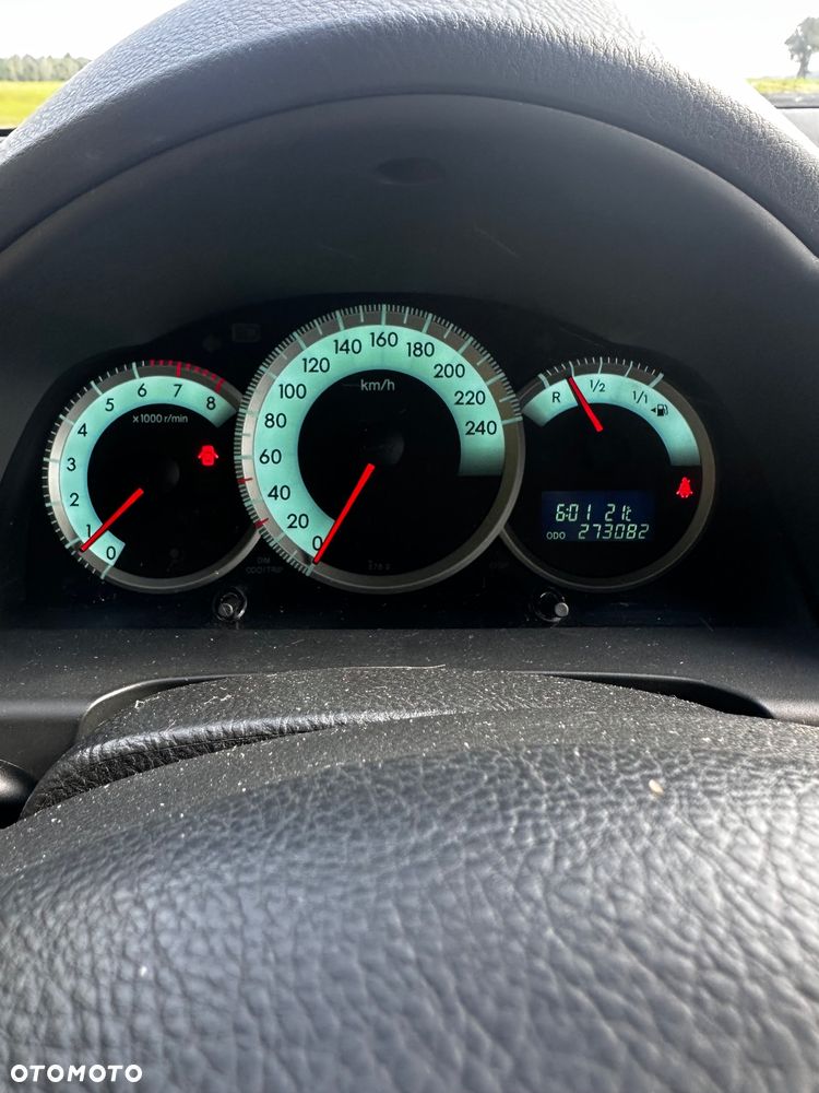 Toyota Corolla Verso - 6