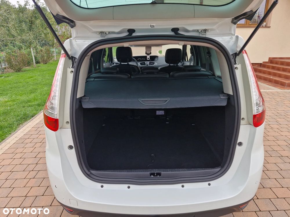 Renault Grand Scenic - 14