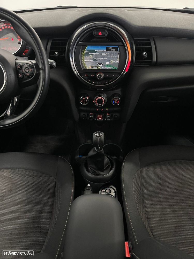 MINI 5 Portas One D - 26