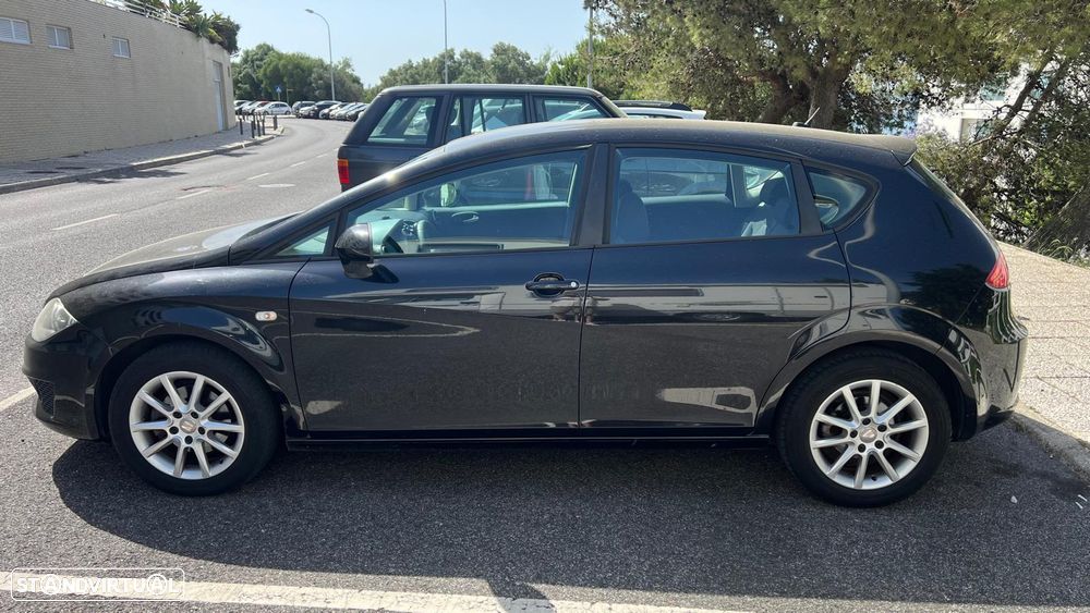 SEAT Leon 1.6 TDI DPF Ecomotive Style - 3