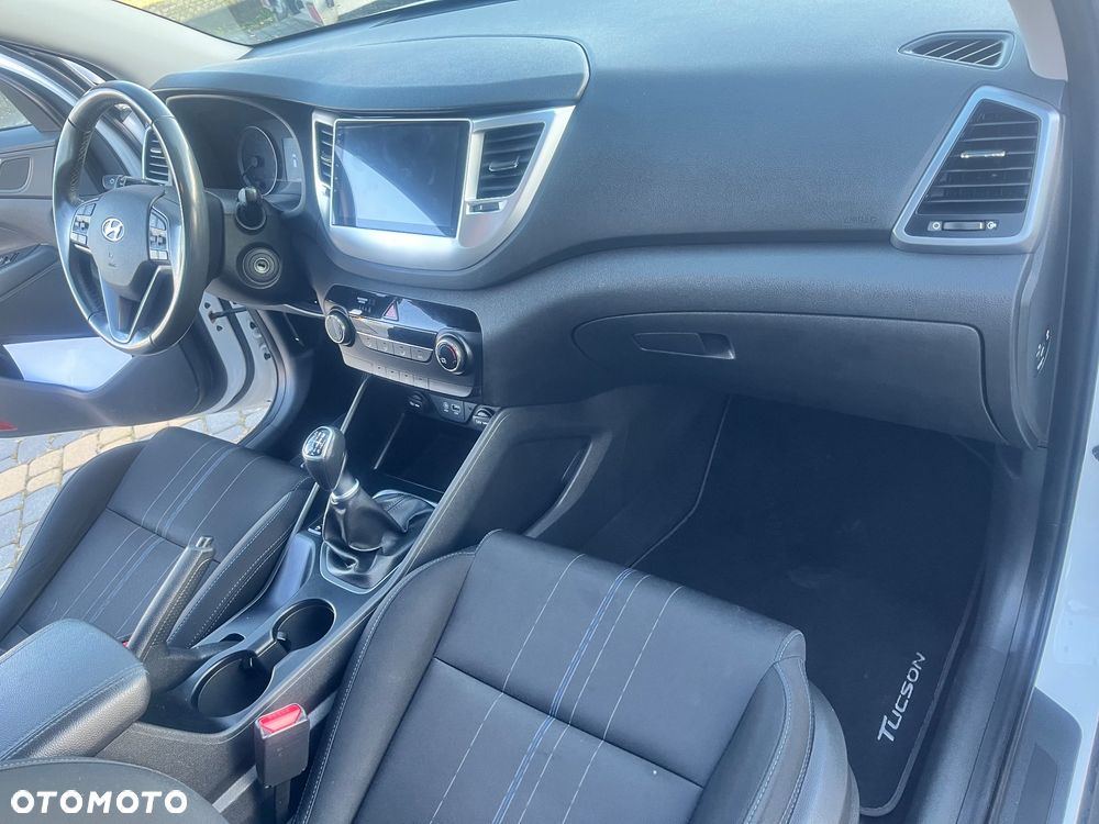 Hyundai Tucson blue 1.7 CRDi 2WD Trend - 20