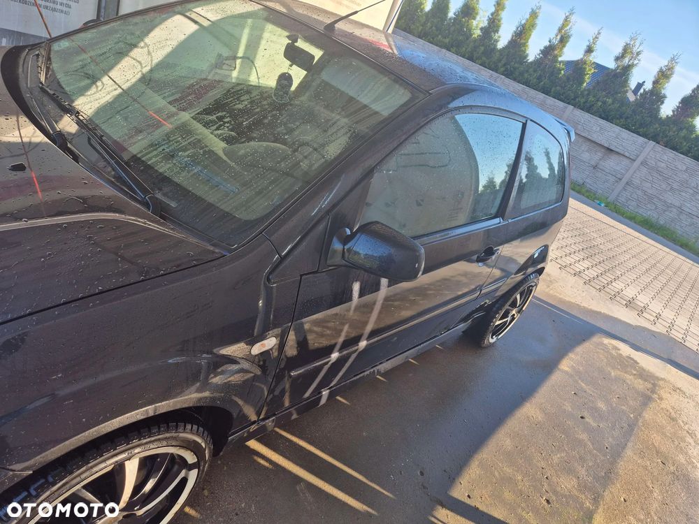 Ford Fiesta 2.0 ST - 5