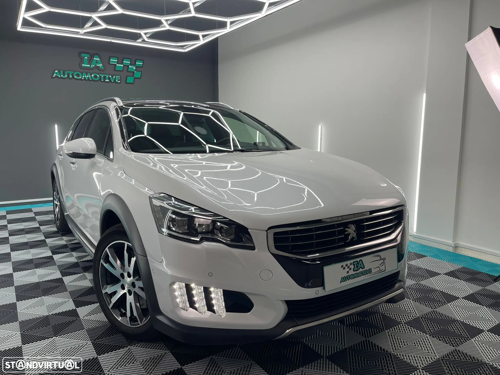 Peugeot 508 RXH 2.0 HDi Hybrid4 2-Tronic - 3