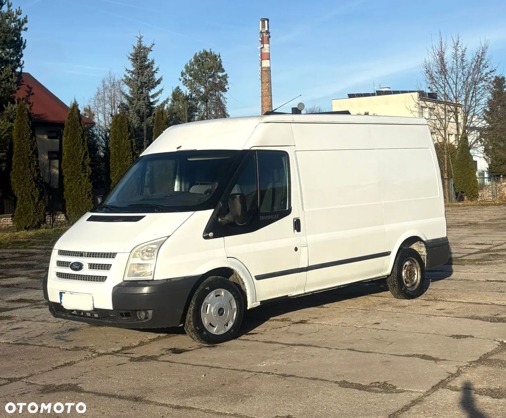Ford Transit - 1