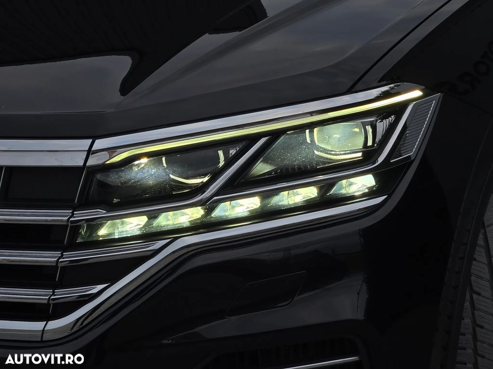 Volkswagen Touareg 3.0 V6 e-Hybrid 4Motion Aut. Atmosphere - 26