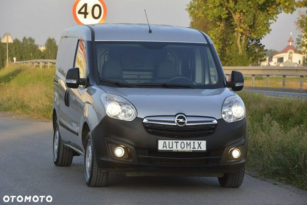 Opel Combo - 10