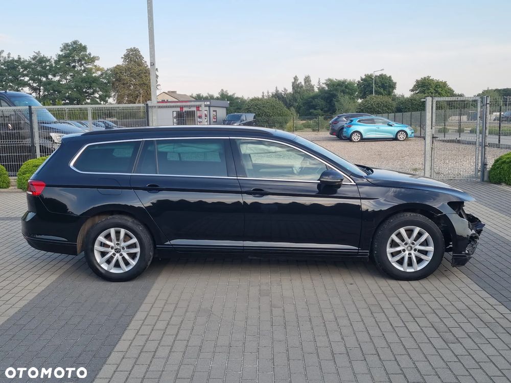 Volkswagen Passat Variant 2.0 TDI SCR DSG Business - 8