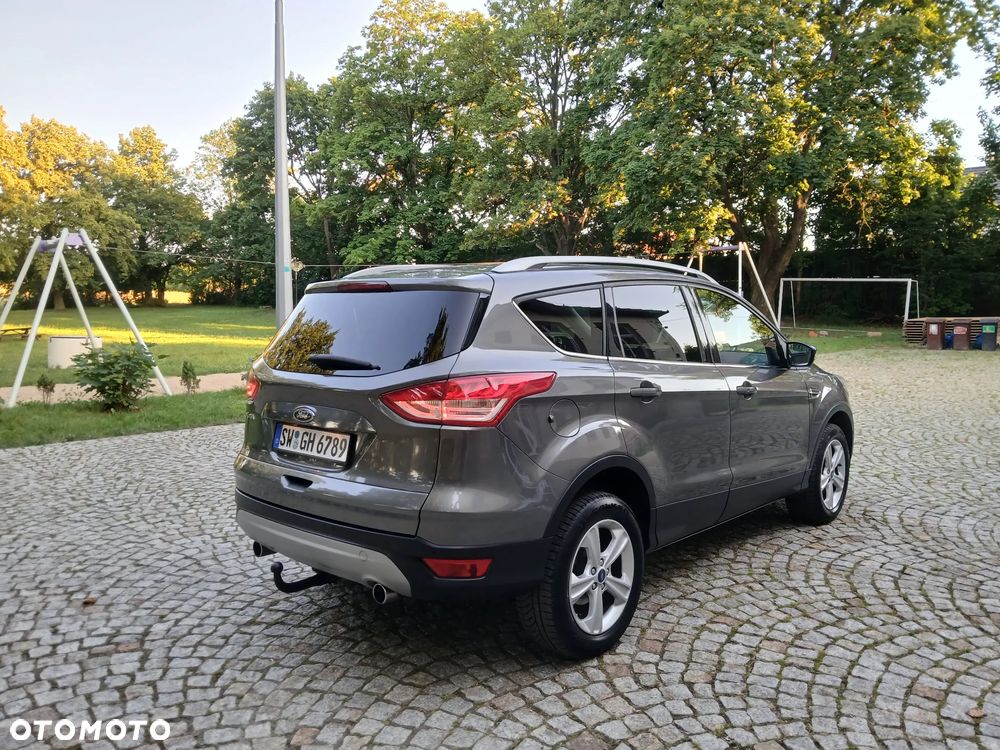 Ford Kuga 2.0 TDCi 4x4 Titanium - 12