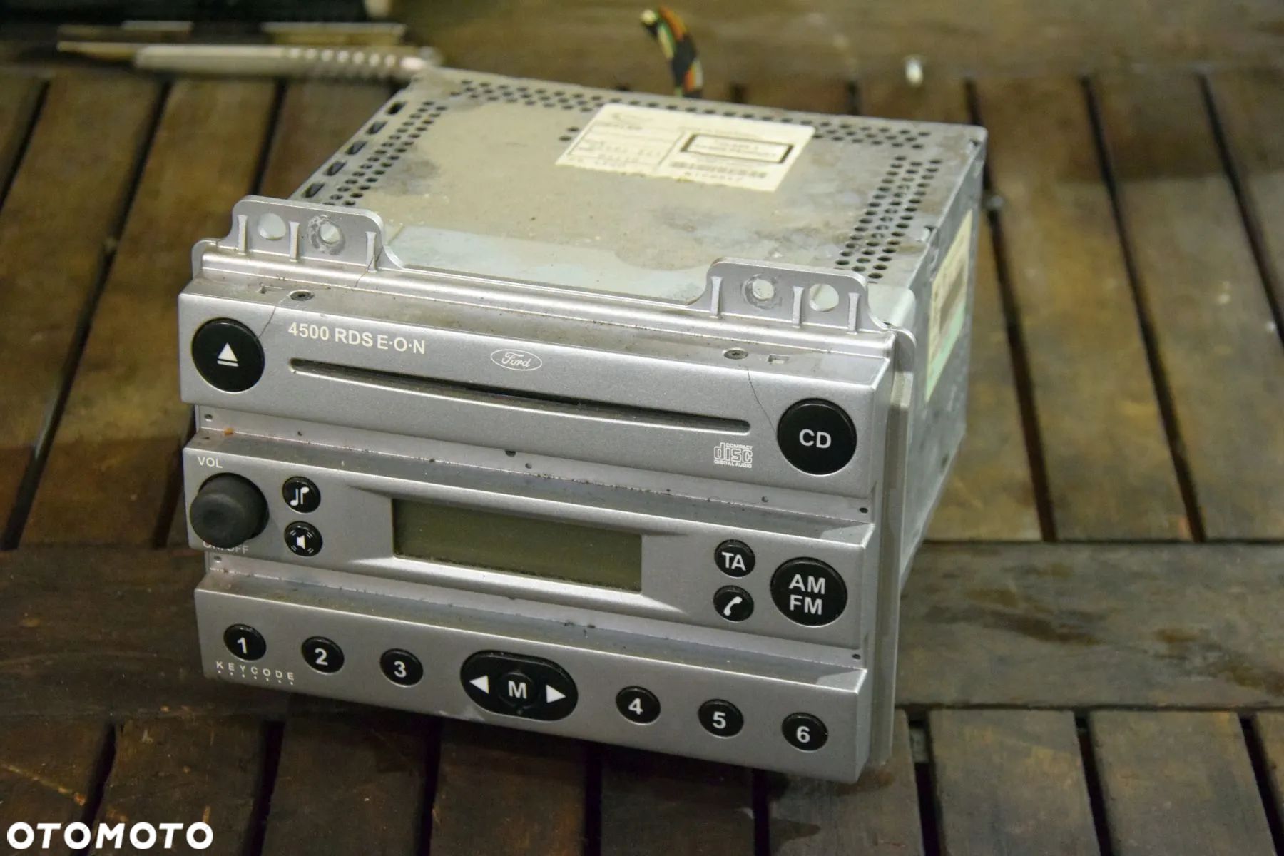 Ford Fusion 02- Fiesta Mk6 Radio fabryczne FORD 4500 RDS EON z KODEM ! - 1