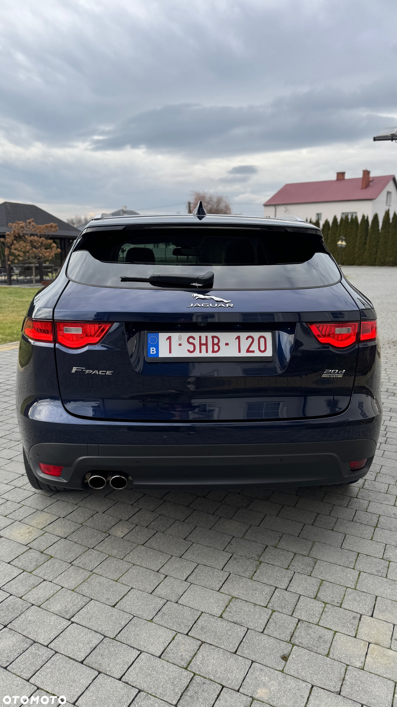Jaguar F-Pace - 27
