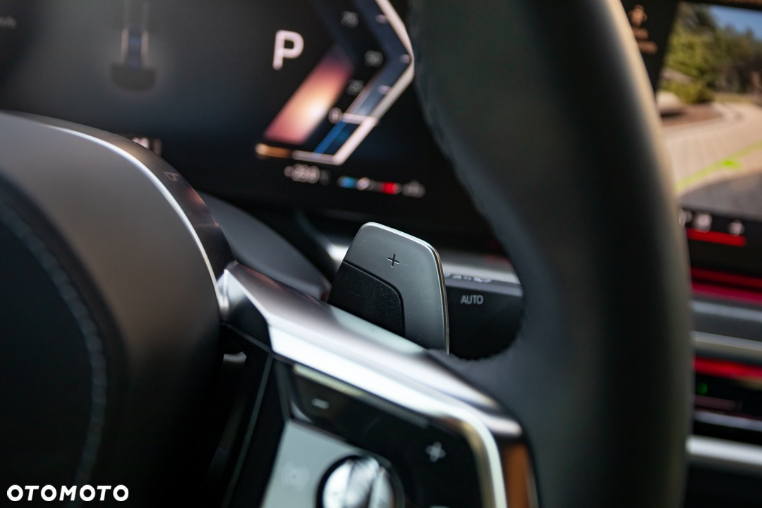 BMW Seria 7 - 37