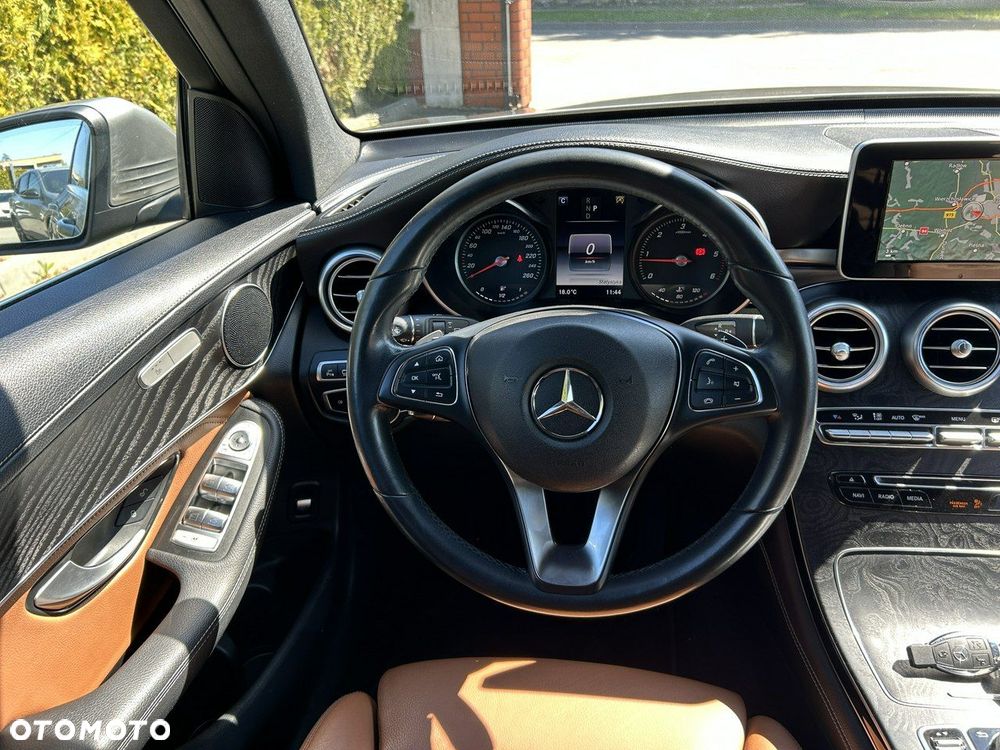 Mercedes-Benz GLC 220 d 4-Matic - 24