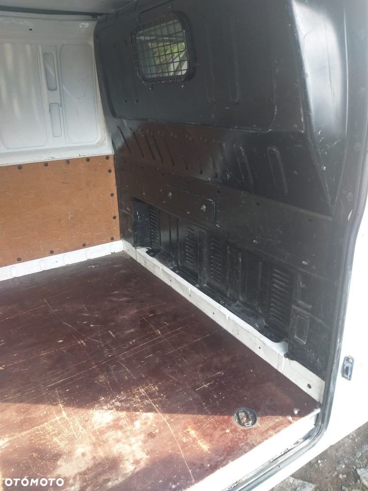 Ford Transit - 10
