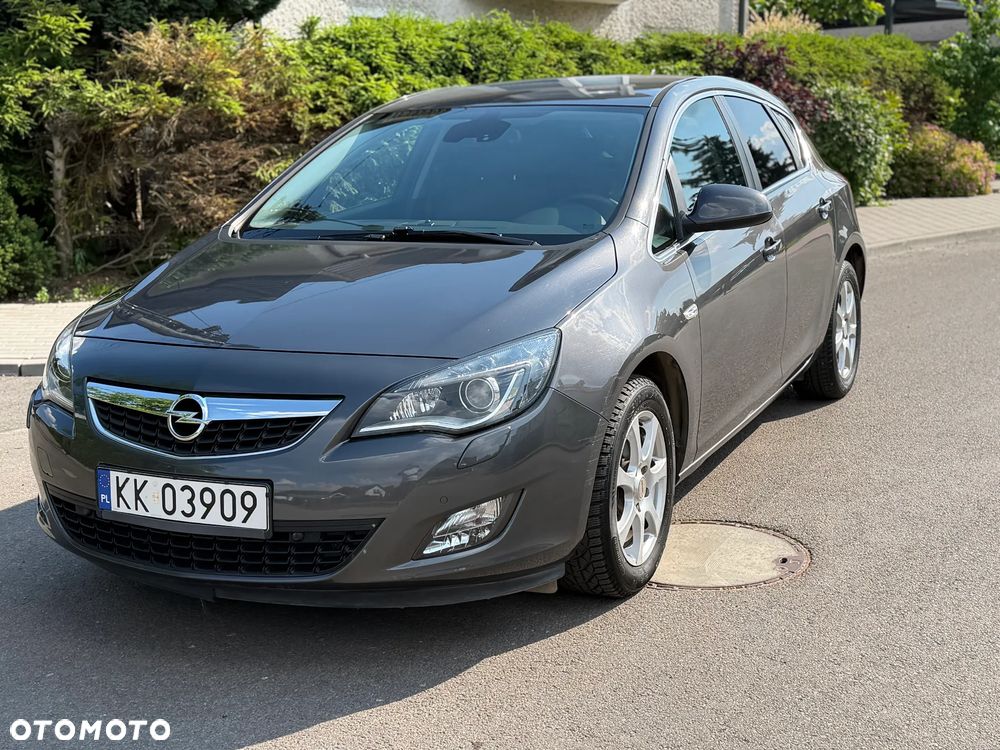 Opel Astra - 1