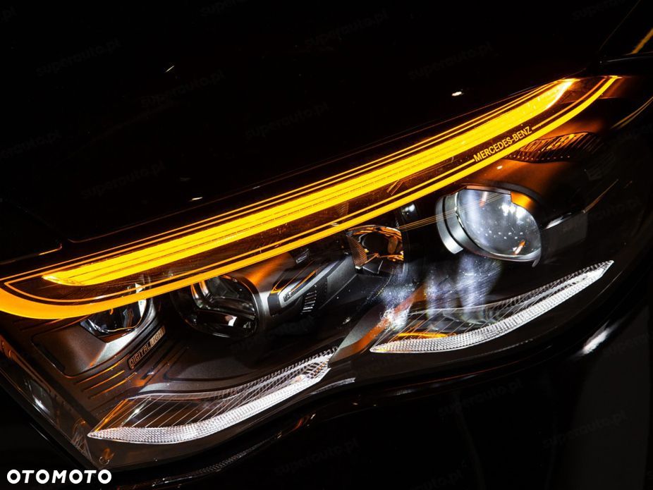 Mercedes-Benz Klasa E 220 d mHEV 4-Matic AMG 9G-Tronic - 21