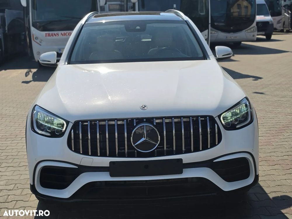 Mercedes-Benz GLC 300 4MATIC 9G-TRONIC AMG Line Plus - 2