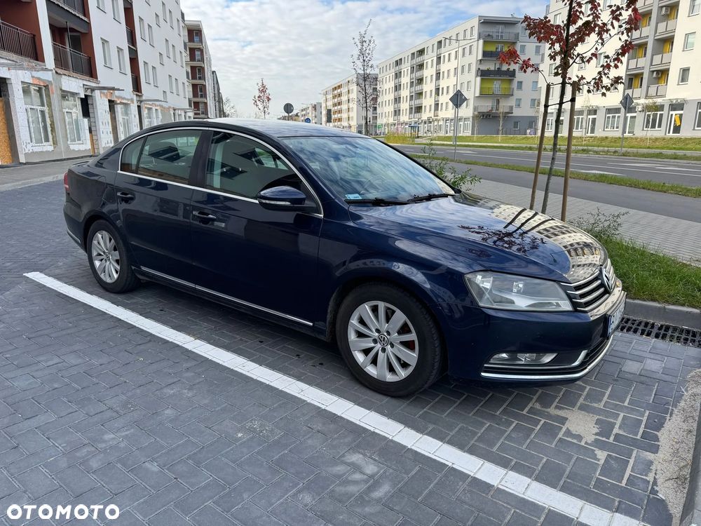 Volkswagen Passat 1.8 TSI Comfortline - 12